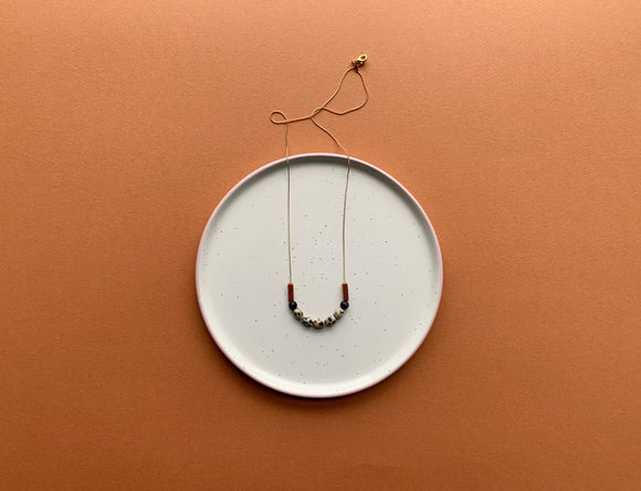 Unbe necklace - collar